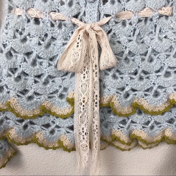 ✖️SOLD✖️•SLEEPING on SNOW• Alpaca Crochet  Sweater - Picture 5 of 8